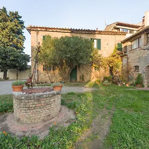 Santa Croce , San Gimignano Italia
